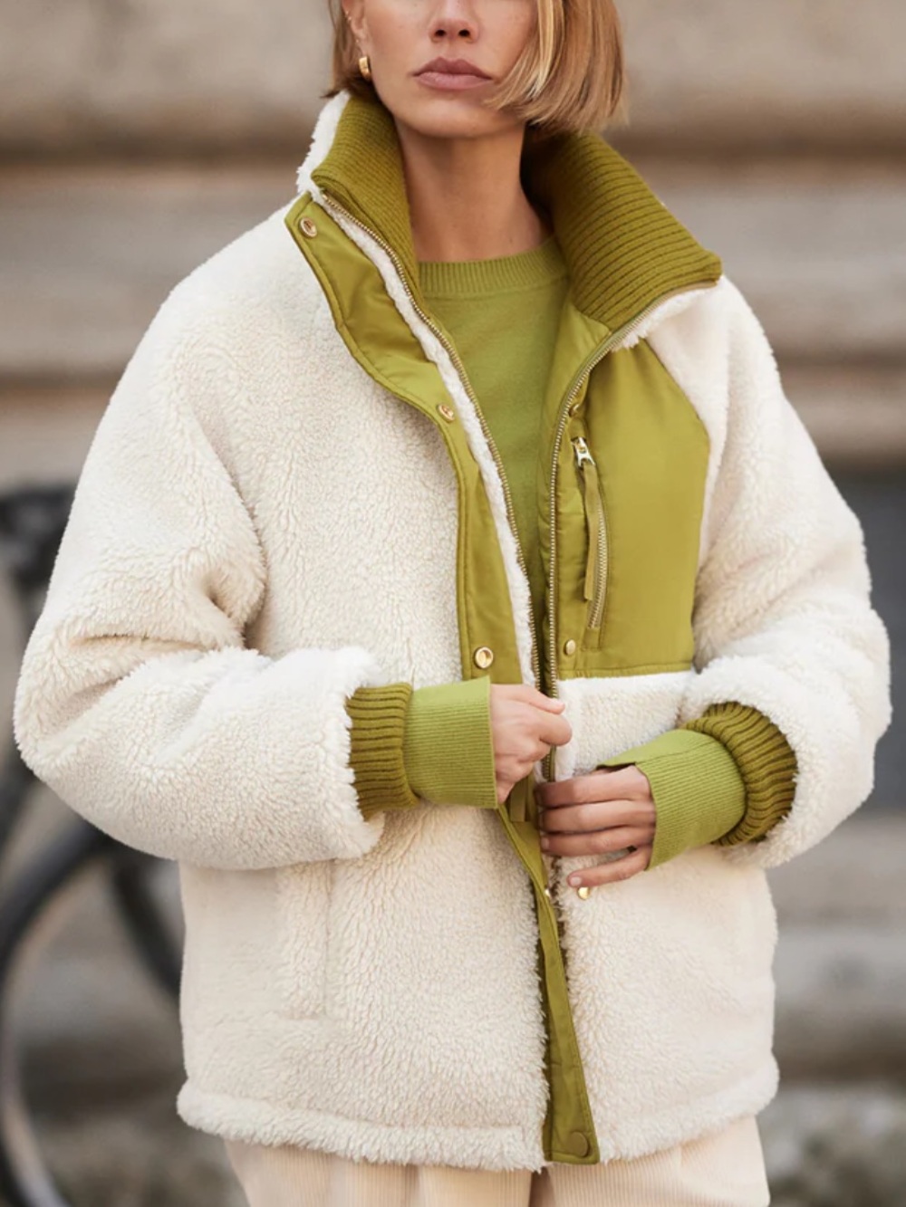 VARLEY Glover Reversible Jacket - Picture 3 of 7